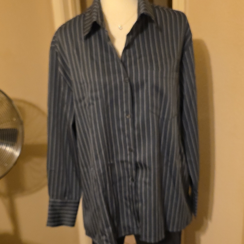 Women's Sophisticated Gray Striped Shirt